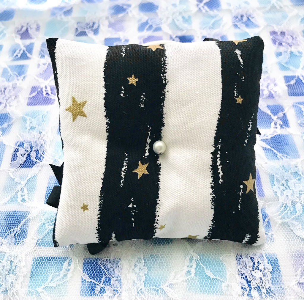 ふかふか✨おめかしミニクッション