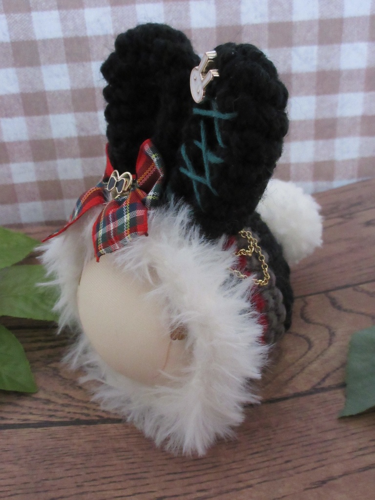 うさぎ・おまんじゅう着ぐるみ・白リンゴなど