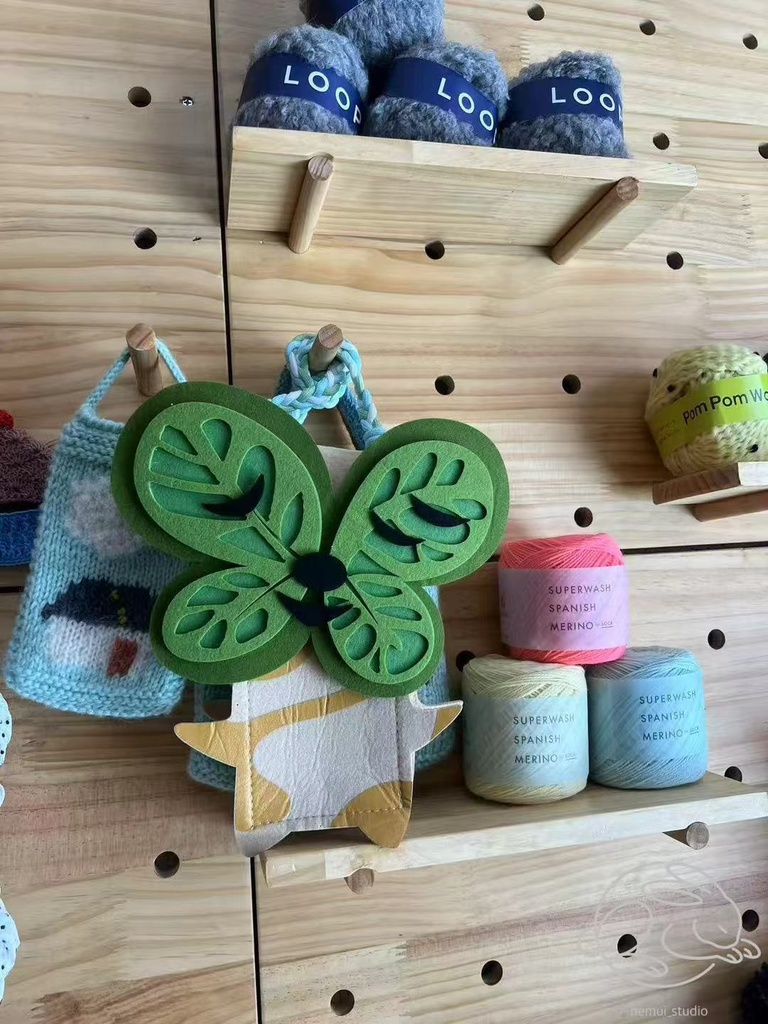 ゼルダの伝説 コログ 不織布 スマホポーチ