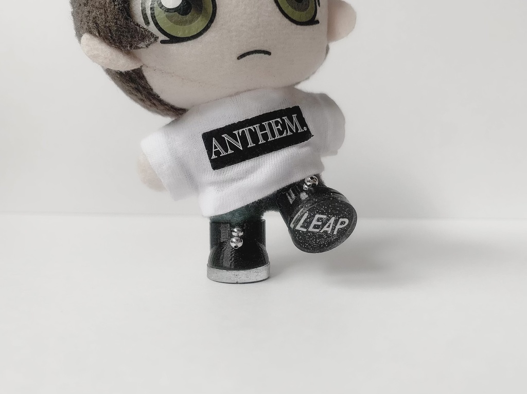 メタルぬいくつ