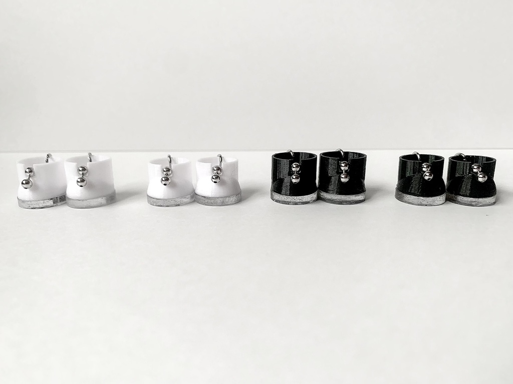 メタルぬいくつ