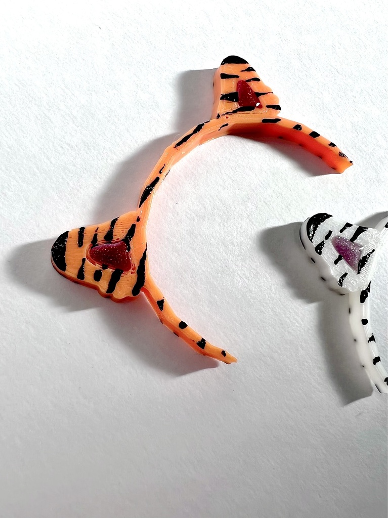 タイガーカチューシャ