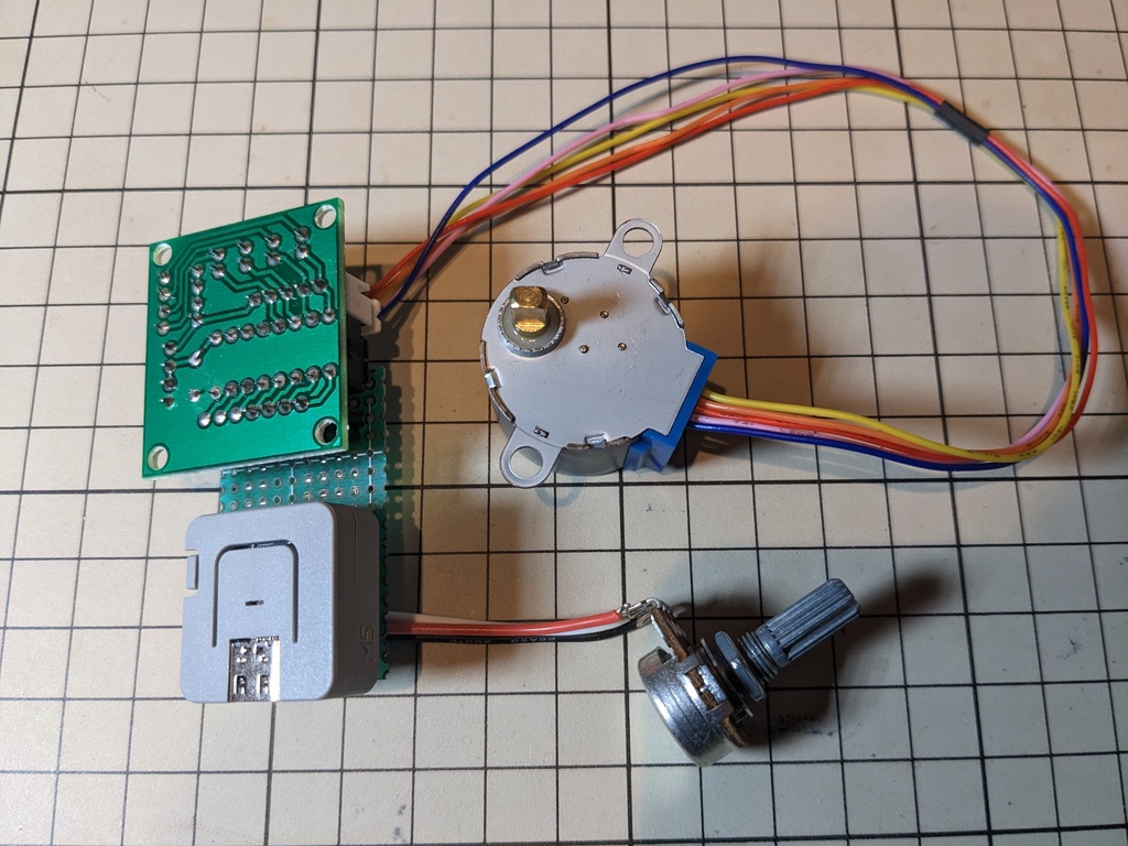 ATOM Liteで動くターンテーブル【STL、STEP】