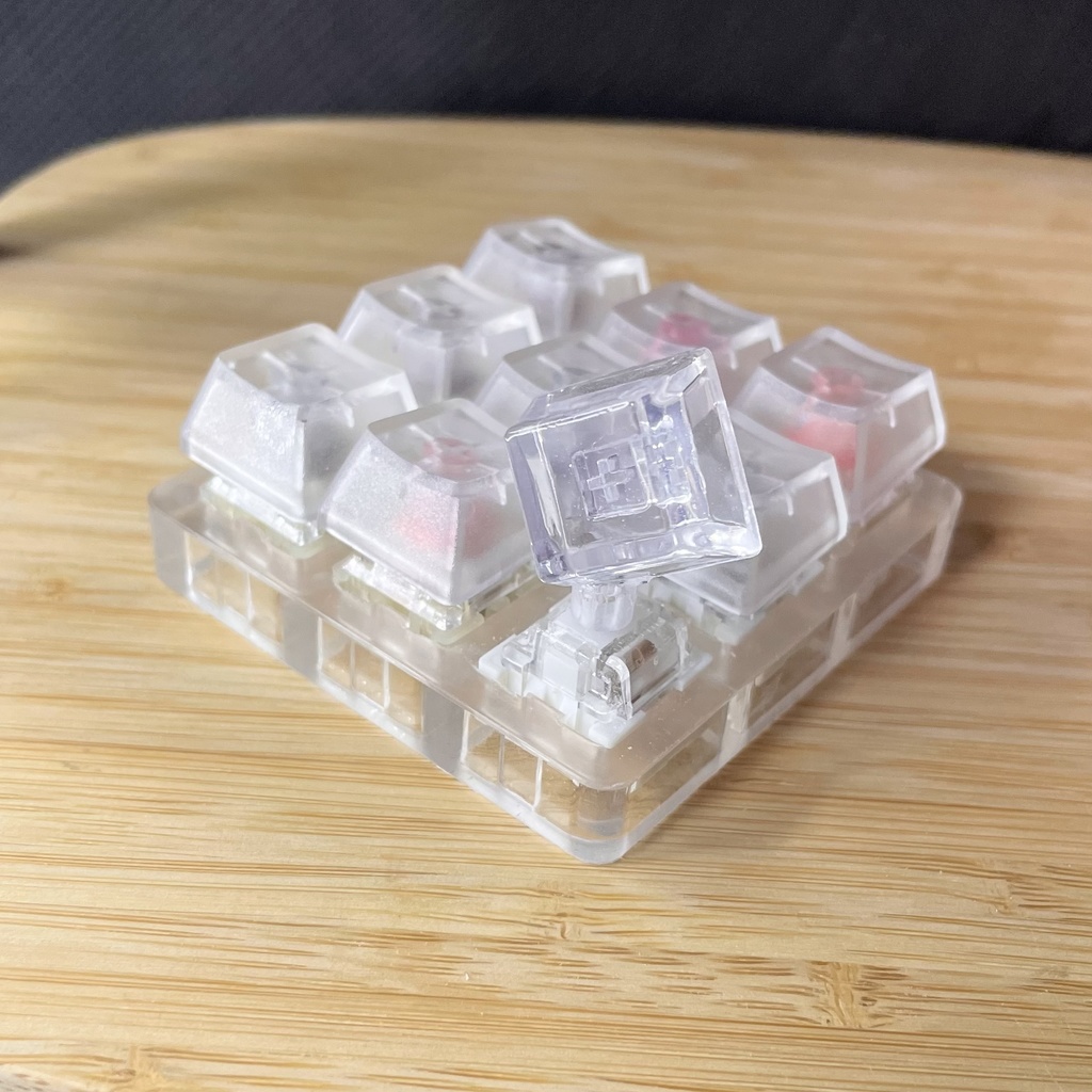 立ってるキーキャップ　StandingKeycap