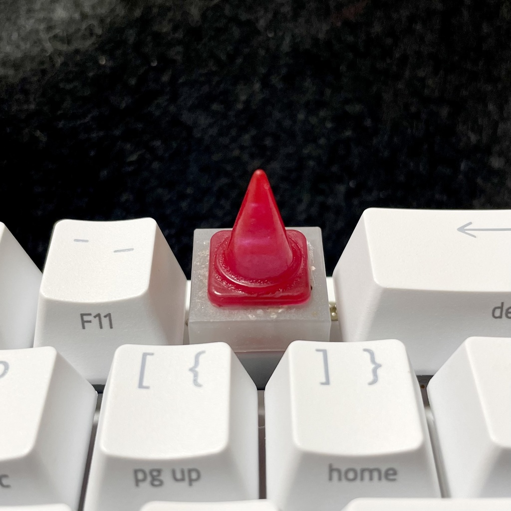 三角コーン キーキャップ