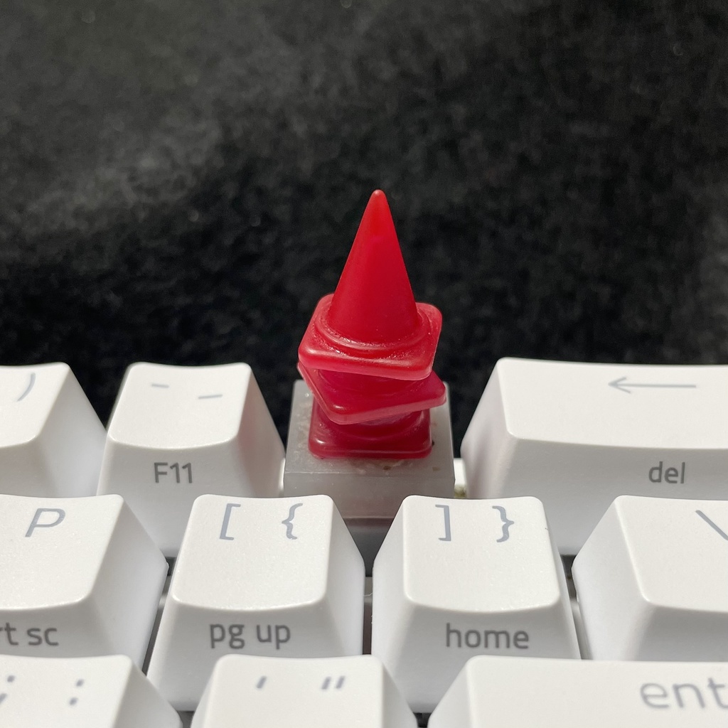 三角コーン キーキャップ