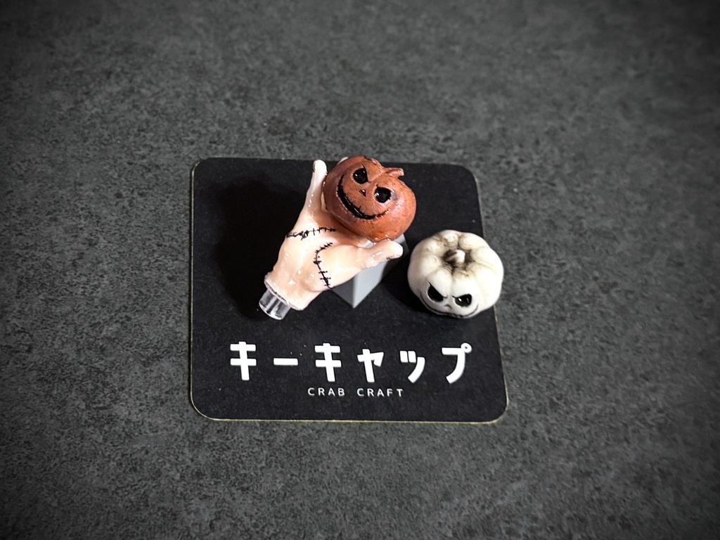THE HAND Jack-o'-lantern 