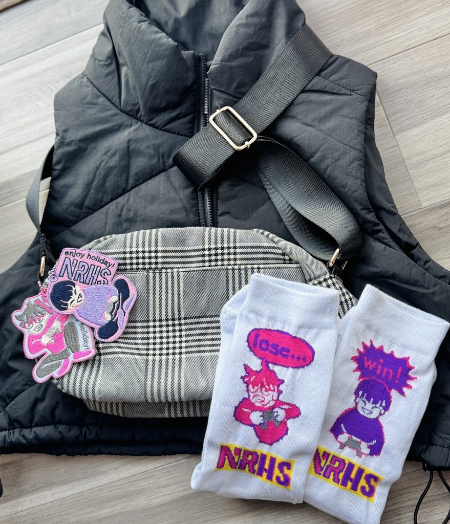 鳴海と保科でゲームする休日! *刺繍キーホルダー