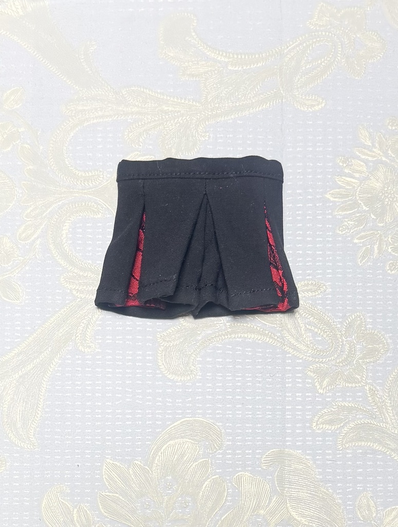 タックワイドパンツ