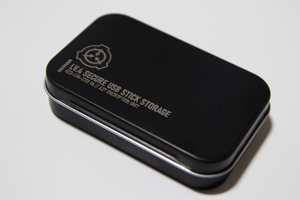 【SCP財団】専用ケース付USBメモリ(64GB)