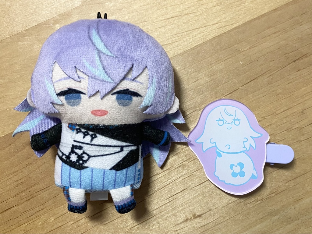 ディティカ・オトモと一緒ヘアクリップ