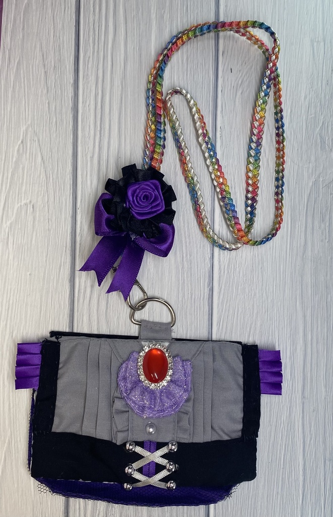 神谷奈緒『オーバー・ザ・レインボー』イメージ名刺ケース