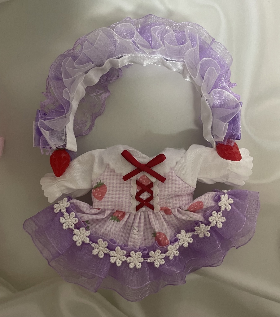16cm ぬい服 いちごワンピース