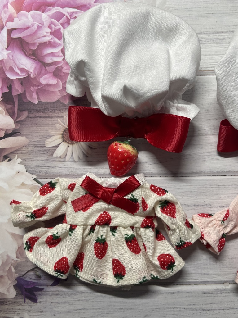16cm ぬい服 いちごルームウェア