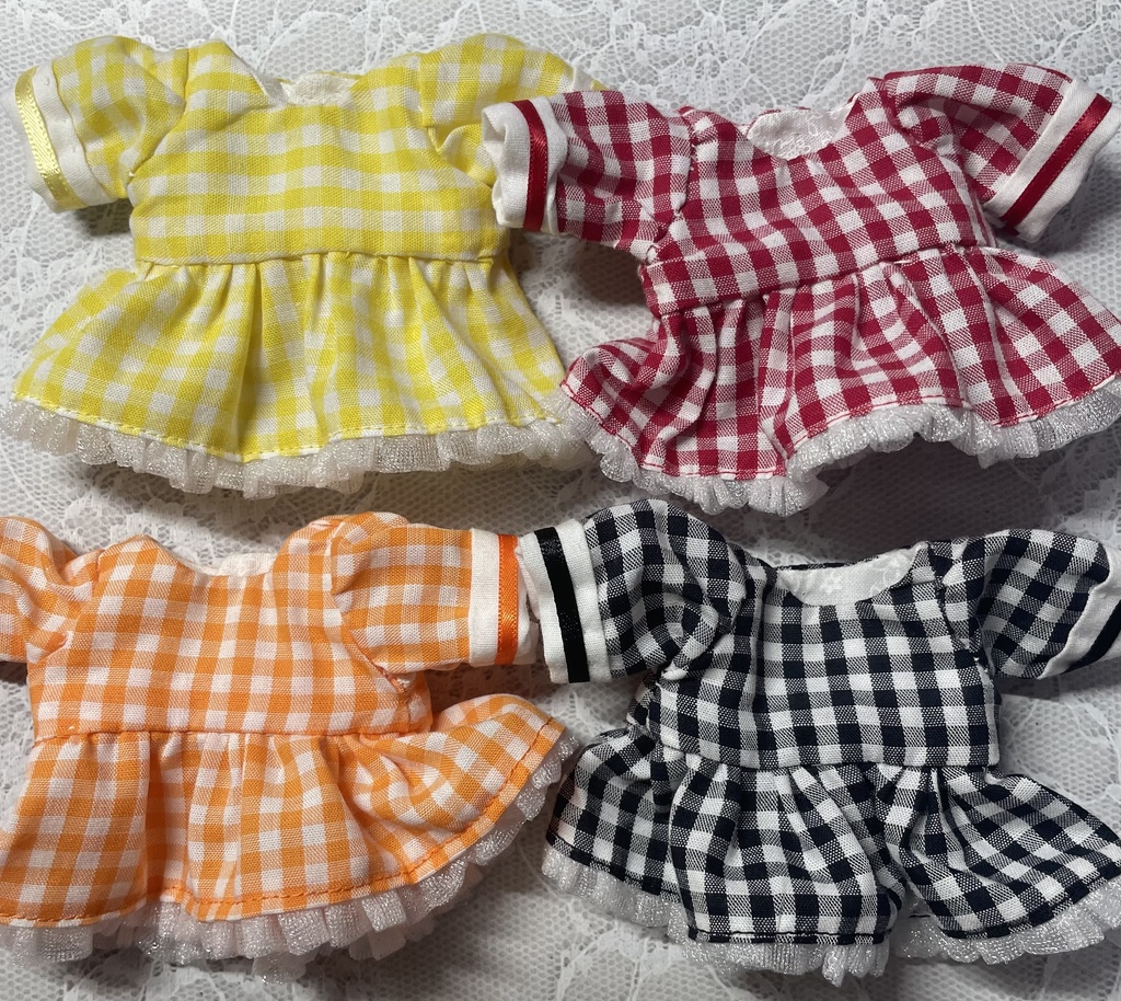 水玉とチェックのセーラー服