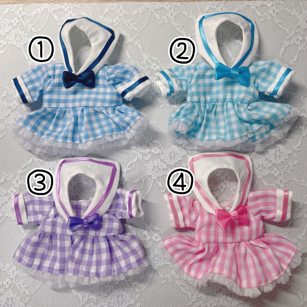 水玉とチェックのセーラー服