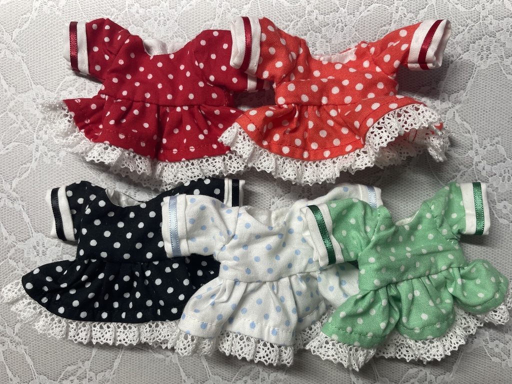 水玉とチェックのセーラー服