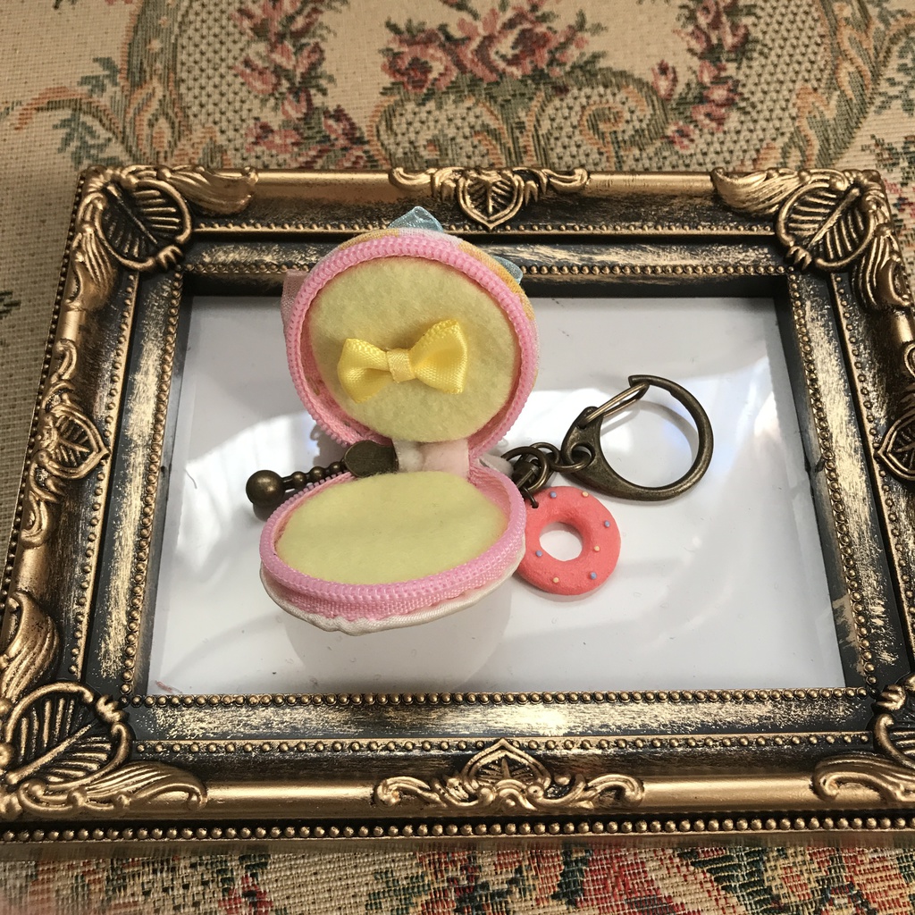 椎名法子*メロウイエローモチーフ*マカロンポーチ