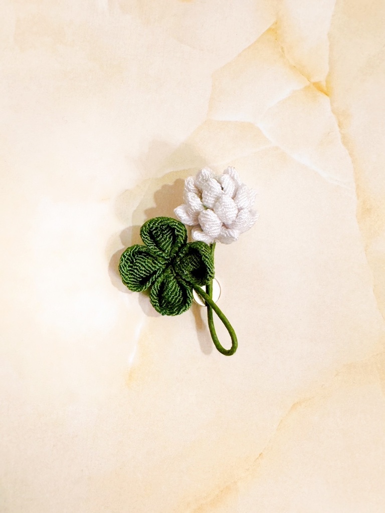 ぬい用アクセサリー　白詰草