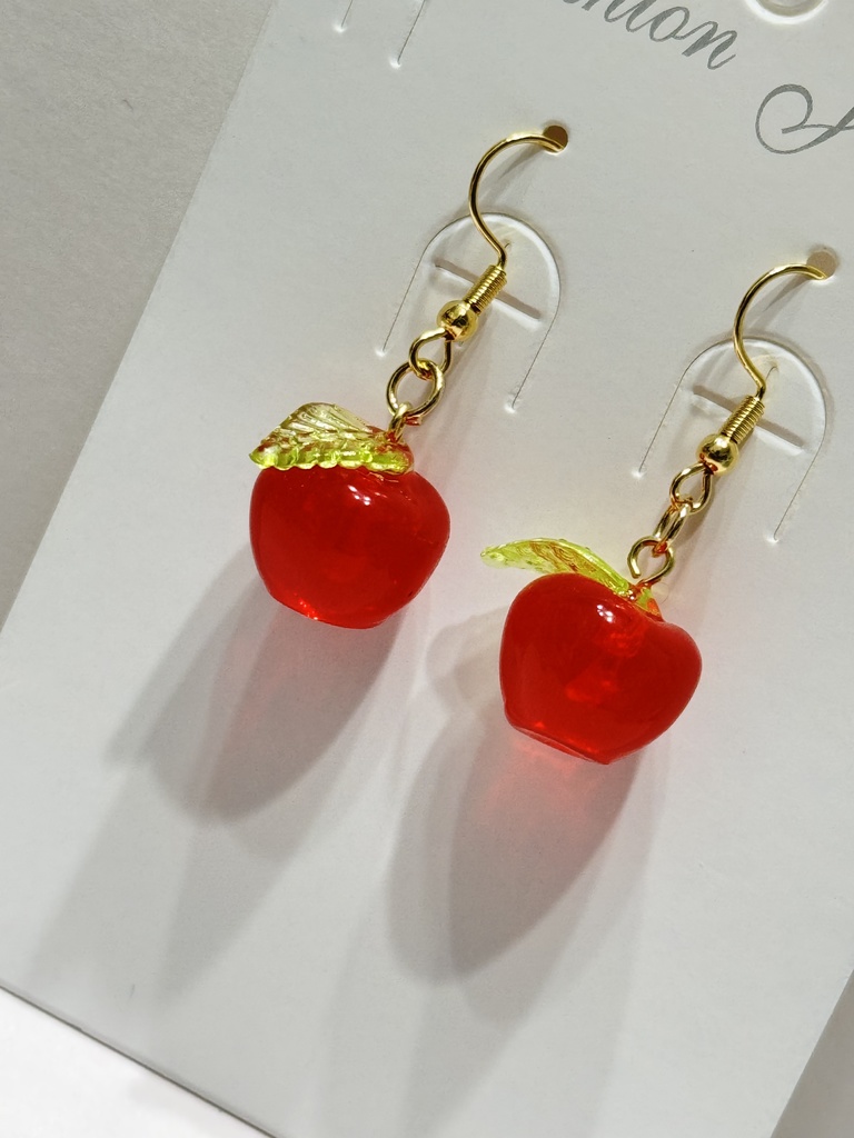 恋と深空 マヒル イメージ りんご ピアス サージカルステンレス