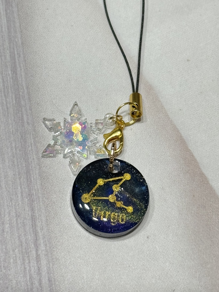 恋と深空 レイ 星座 　乙女座　 Virgo　雪の結晶 チャーム