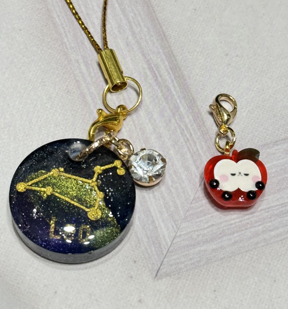 星座チャーム 赤いちびリンゴオマケつき