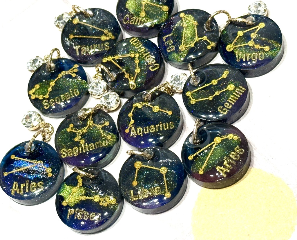 星座チャーム 赤いちびリンゴオマケつき