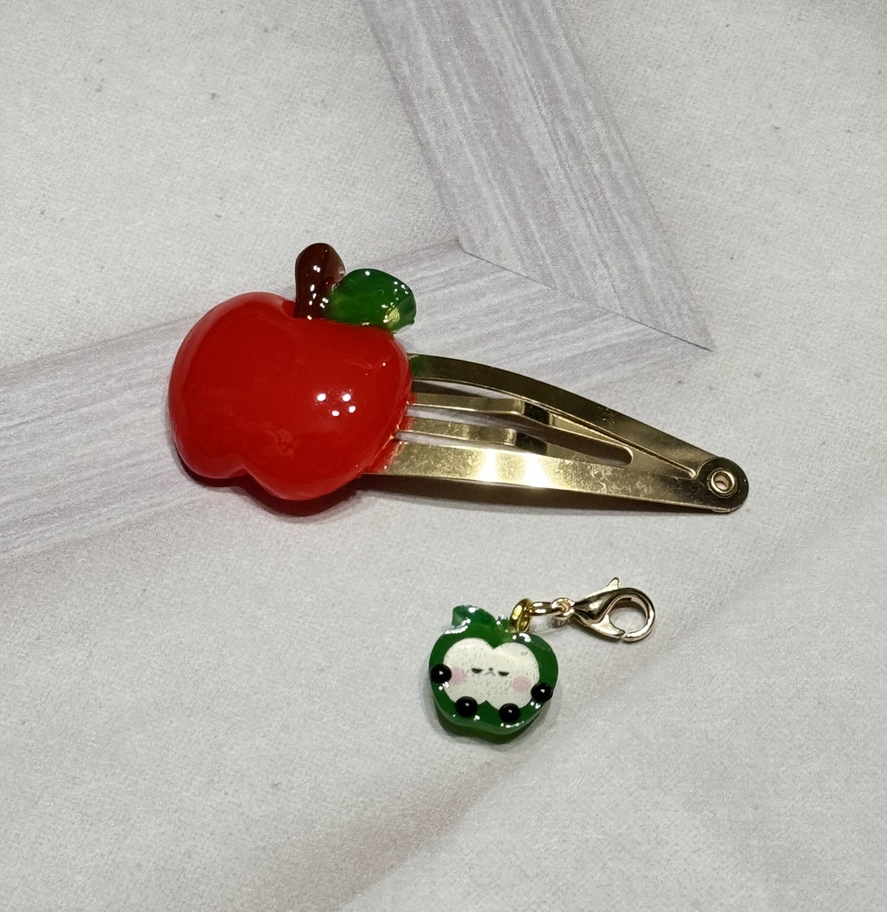 りんご ヘアピン パッチンどめ ちびリンゴオマケつき