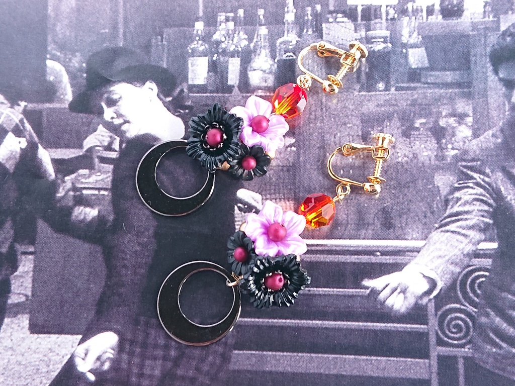 愛染国俊イヤリング