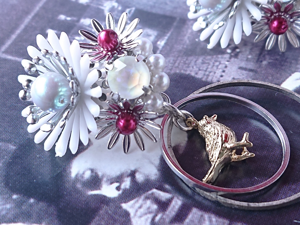 【再販予定あり】山鳥毛イヤリング/ピアス