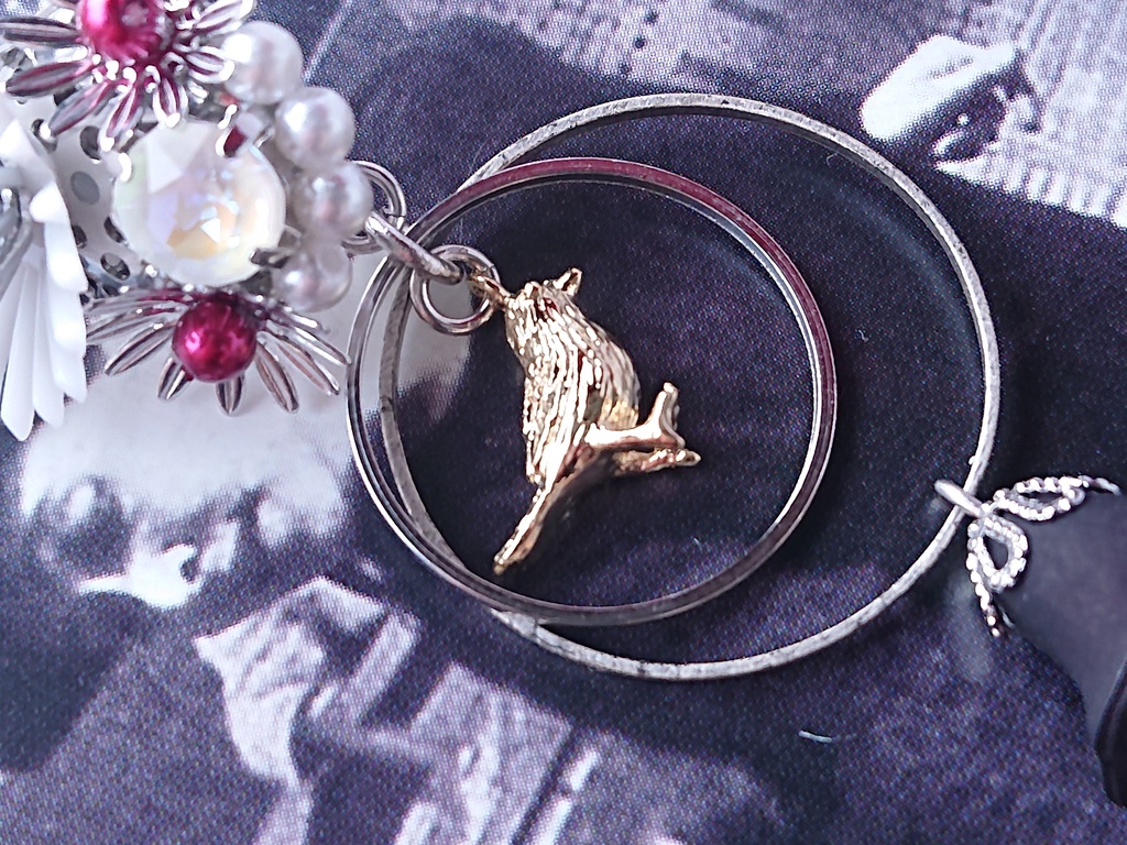 【再販予定あり】山鳥毛イヤリング/ピアス