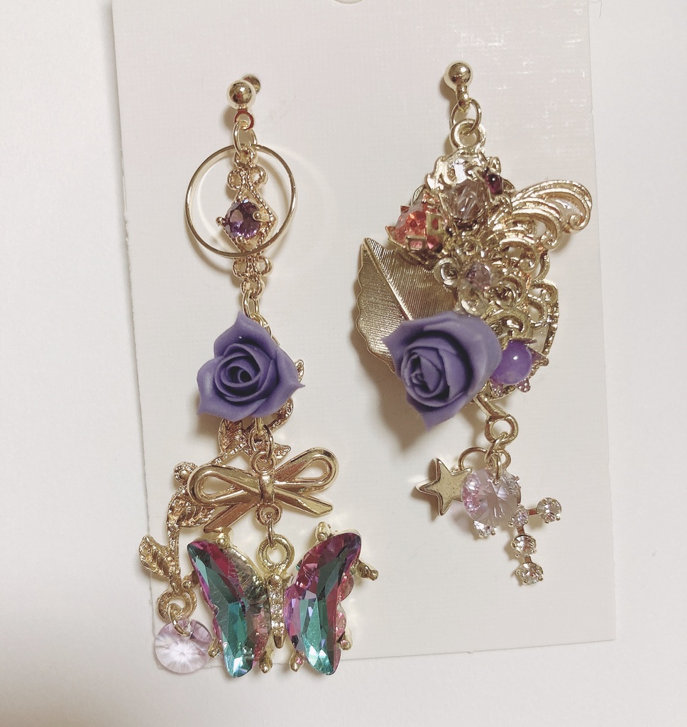 butterfly effect ハンドメイド　ピアス　スワロフスキー