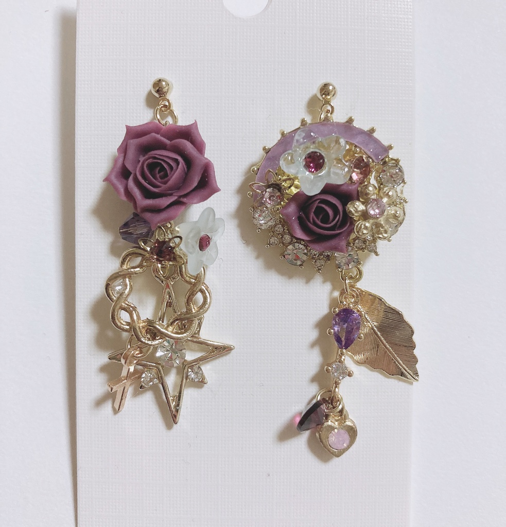 Go through a phase ハンドメイド　スワロフスキー　ピアス