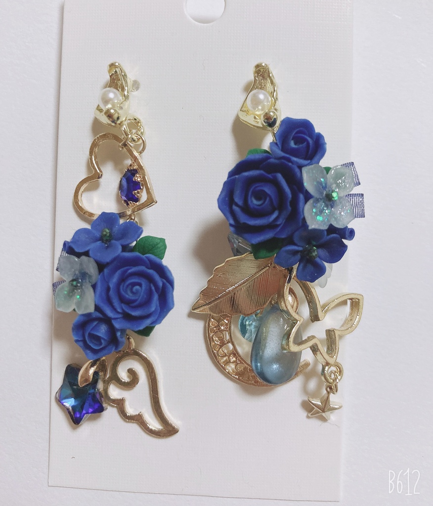 Blue forest ハンドメイド　スワロフスキー　ピアス