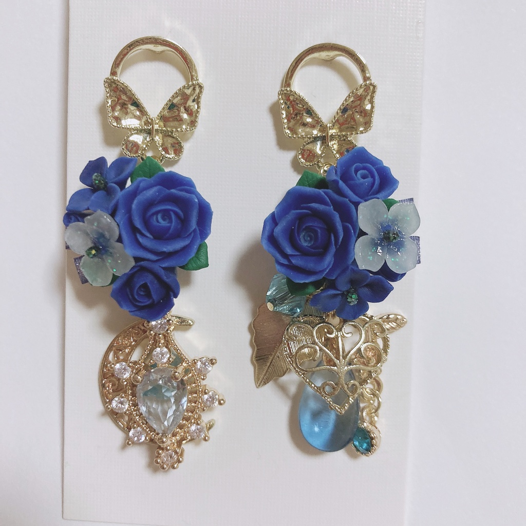 純情な感情　ハンドメイド　スワロフスキー　ピアス