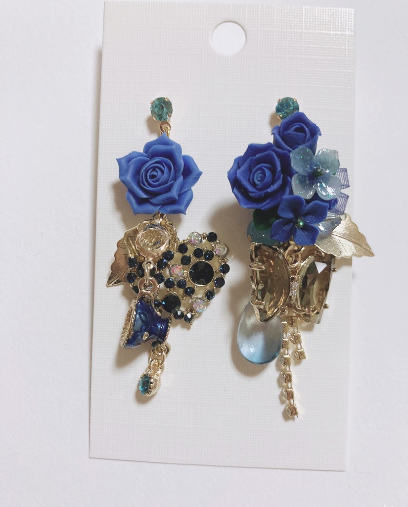 君だけの princess ハンドメイド　スワロフスキー　ピアス