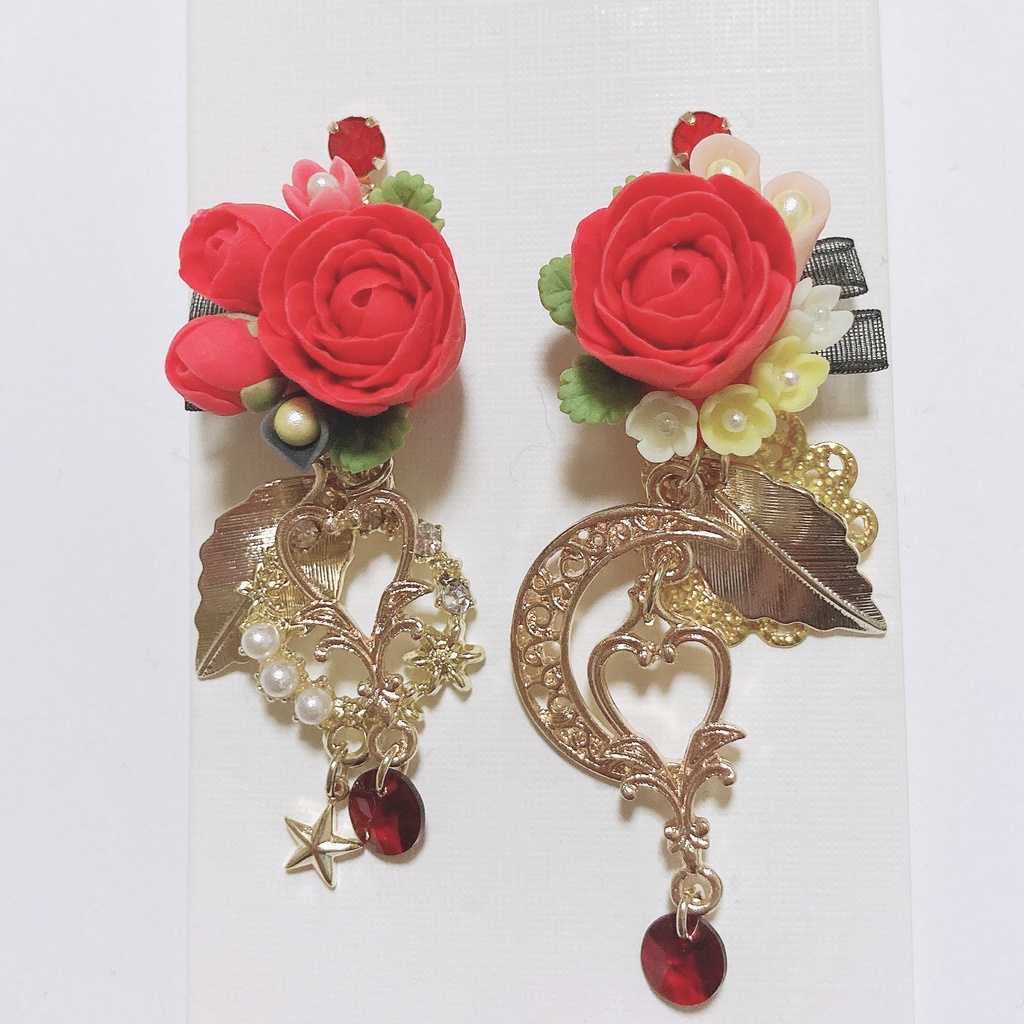 ラナンキュラスのピアス