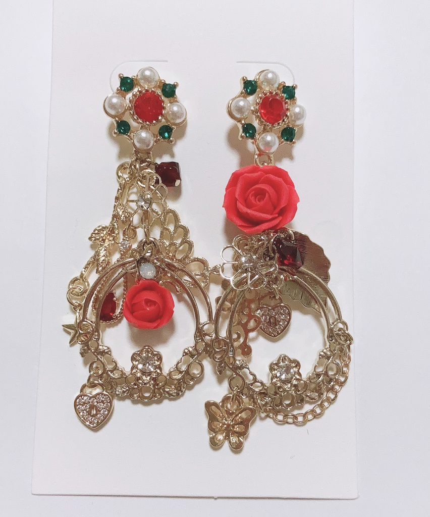 キミはトクベツ。　ハンドメイド　スワロフスキー　ピアス