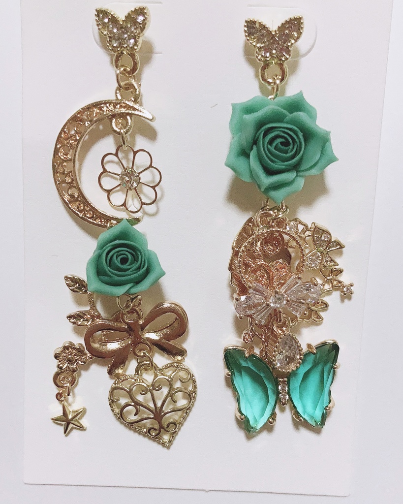 bright clear  ハンドメイド　ピアス