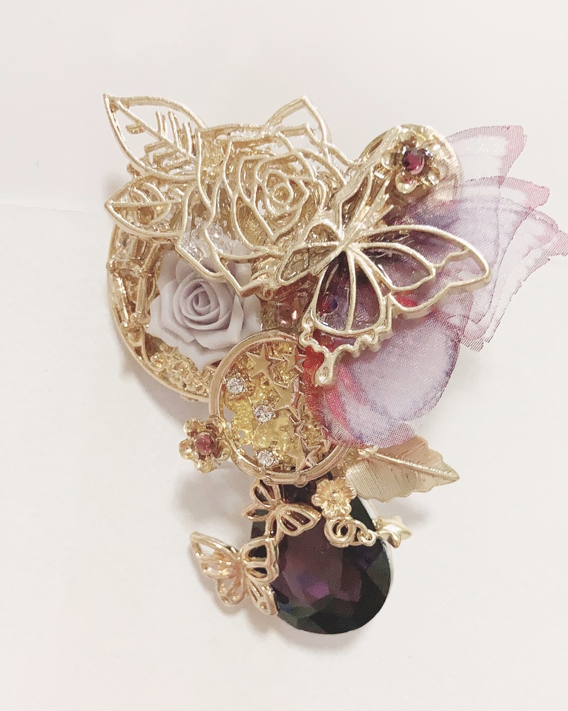 キミは特別　ハンドメイド  スワロフスキー  ポニーフック