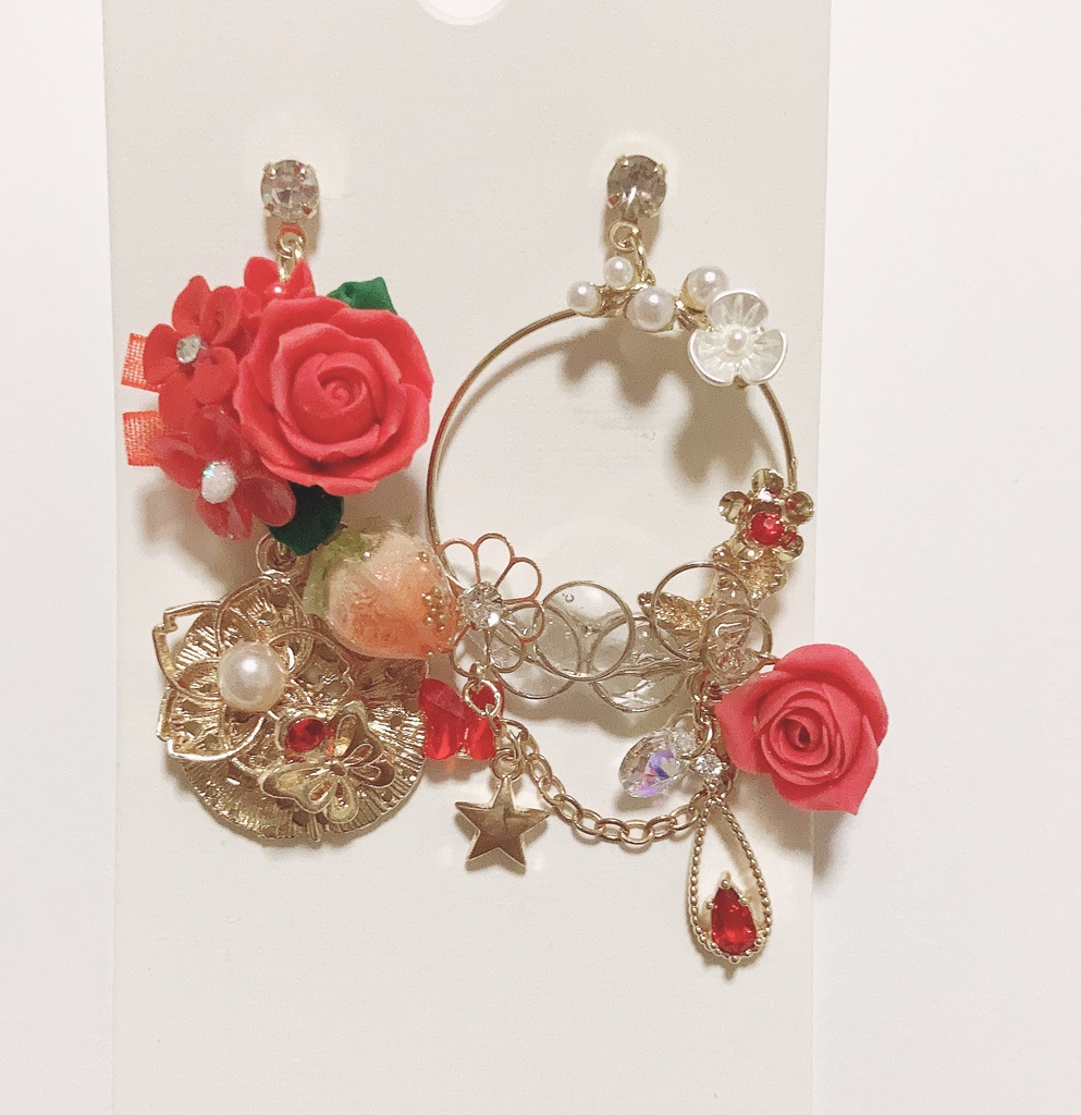 presto ハンドメイド  スワロフスキー  ピアス