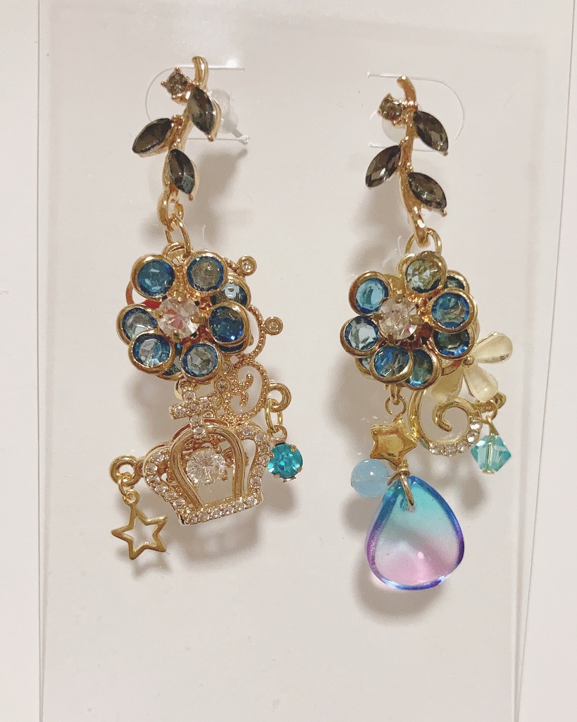 葵上　ハンドメイド　スワロフスキー　ピアス