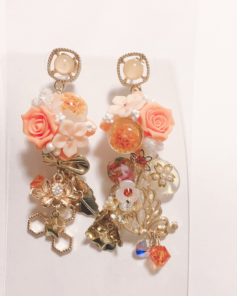 distance to you ハンドメイド　スワロフスキー　ピアス