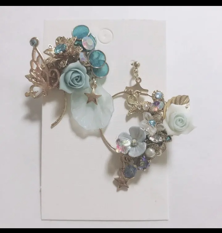 bitter sweet ハンドメイド  スワロフスキー　ピアス