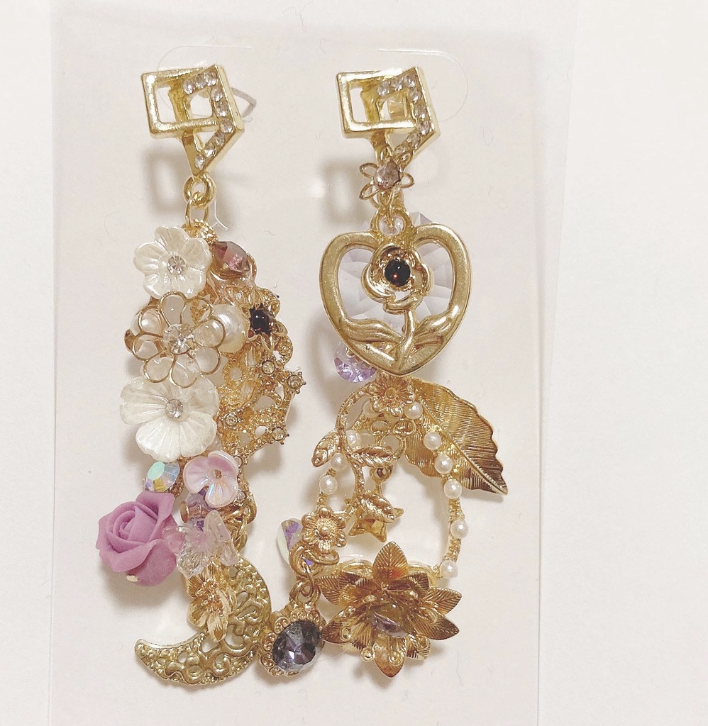 華の便り　ハンドメイド　スワロフスキー　ピアス