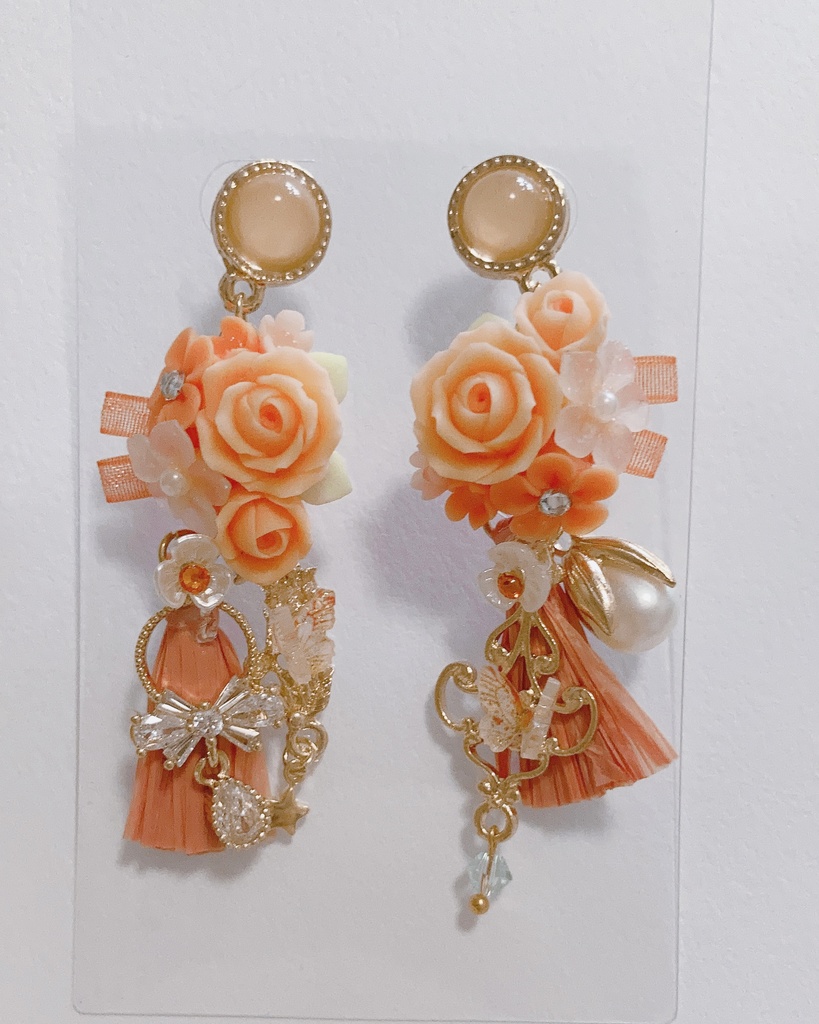 orange flower ハンドメイド　スワロフスキー　薔薇ピアス