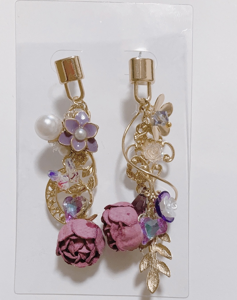 君の瞬き　ハンドメイド　スワロフスキー　薔薇ピアス
