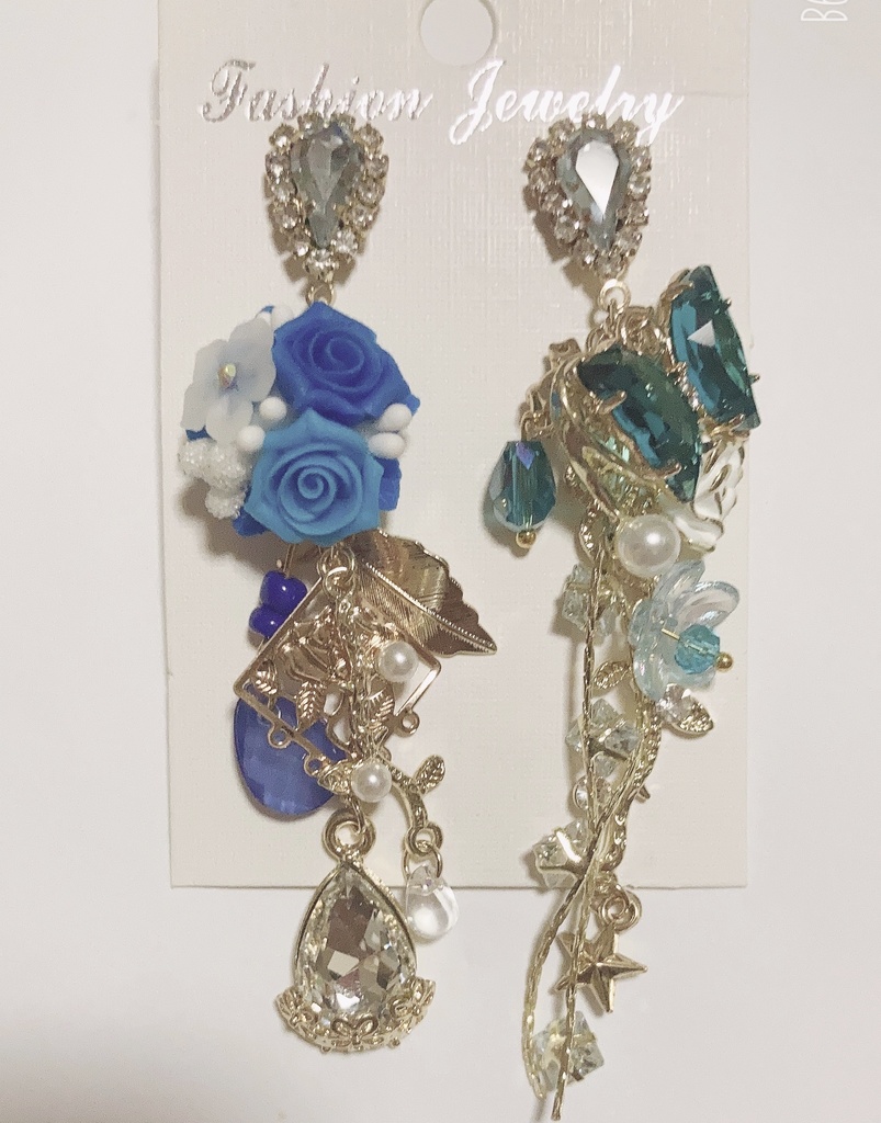 闇を掬って　薔薇ピアス　チェーンピアス　ジルコニアピアス