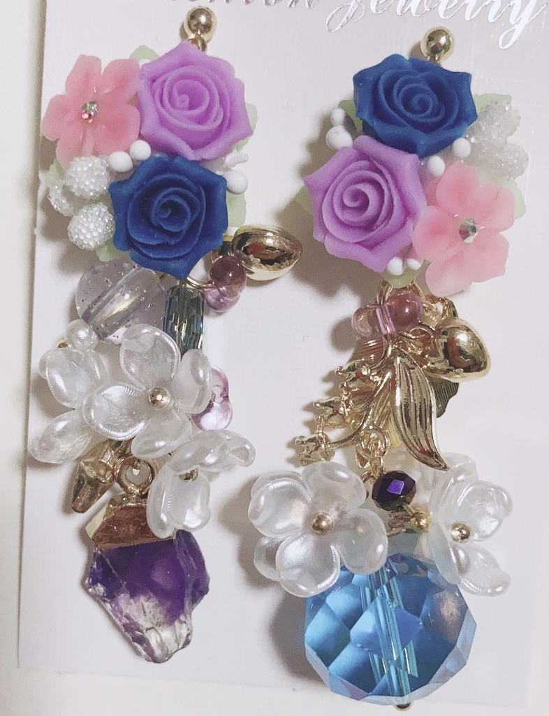 君らが溶かしたrose 薔薇ピアス　ジャラジャラピアス