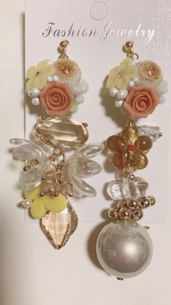 日々笑顔　薔薇アクセサリー　ジャラジャラピアス